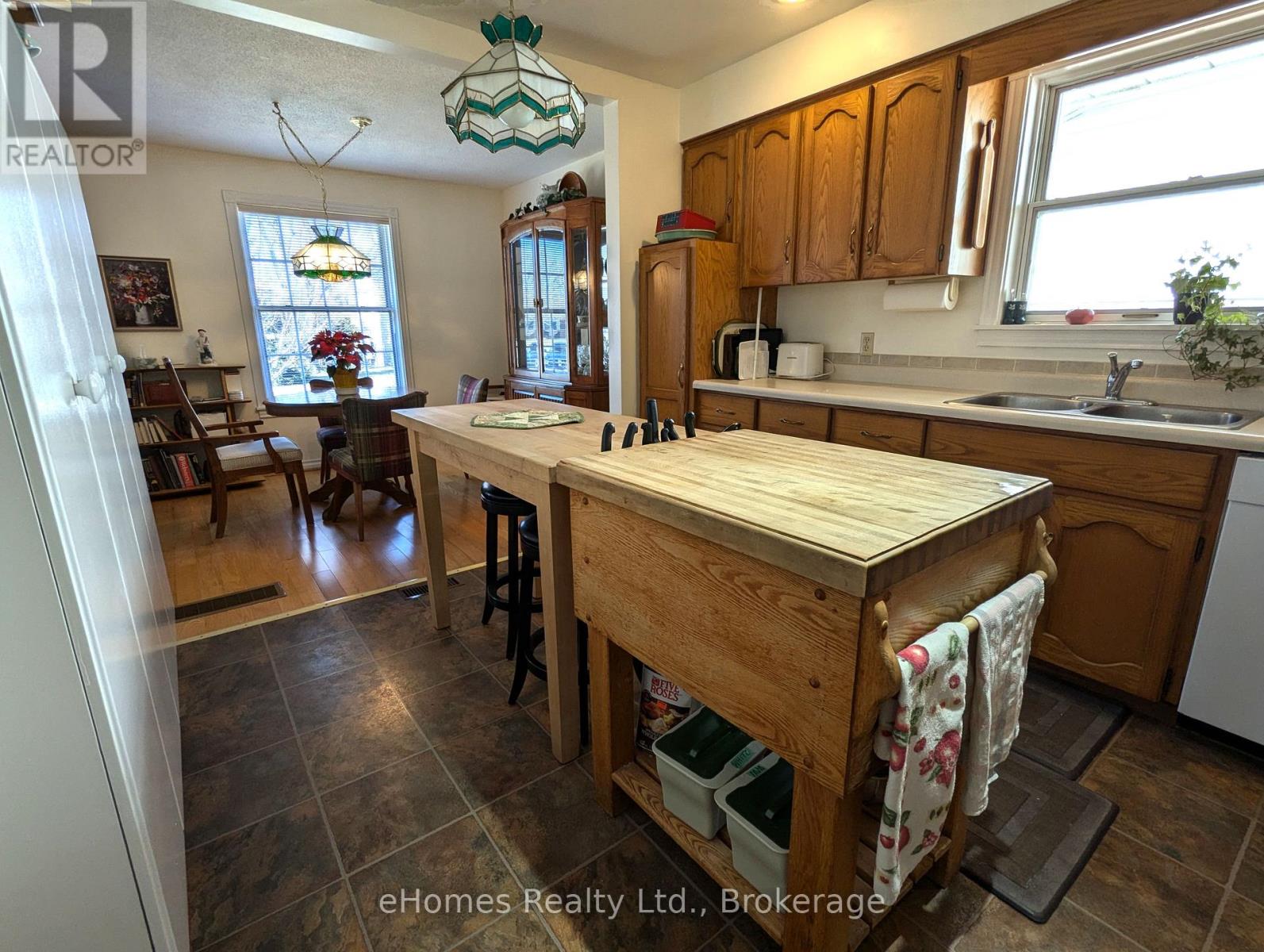 170 5th Avenue E, Owen Sound, Ontario  N4K 6C7 - Photo 19 - X12079544