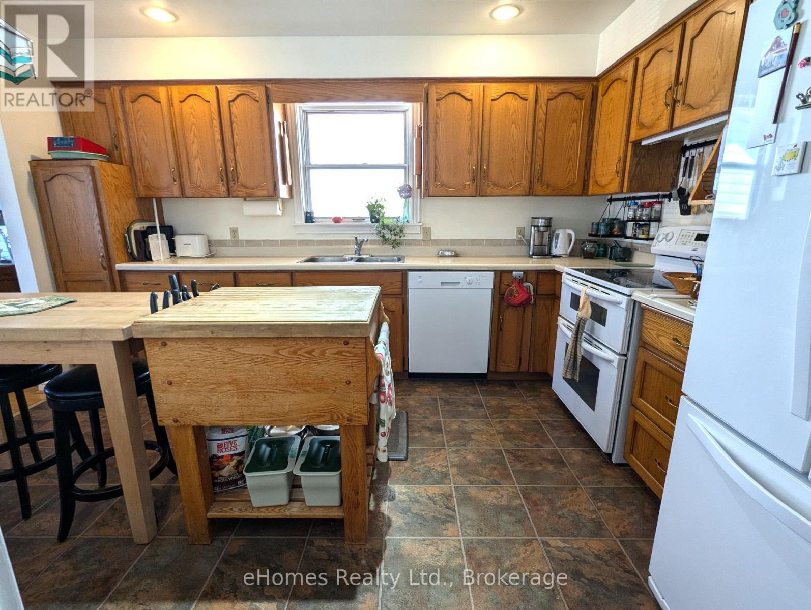 170 5th Avenue E, Owen Sound, Ontario  N4K 6C7 - Photo 22 - X12079544