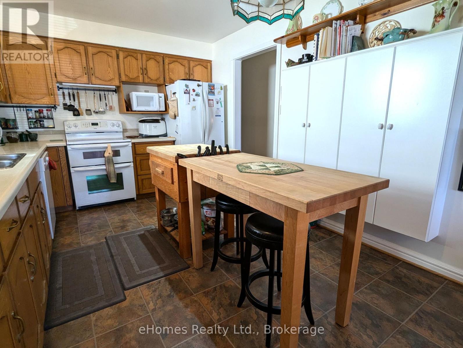 170 5th Avenue E, Owen Sound, Ontario  N4K 6C7 - Photo 25 - X12079544