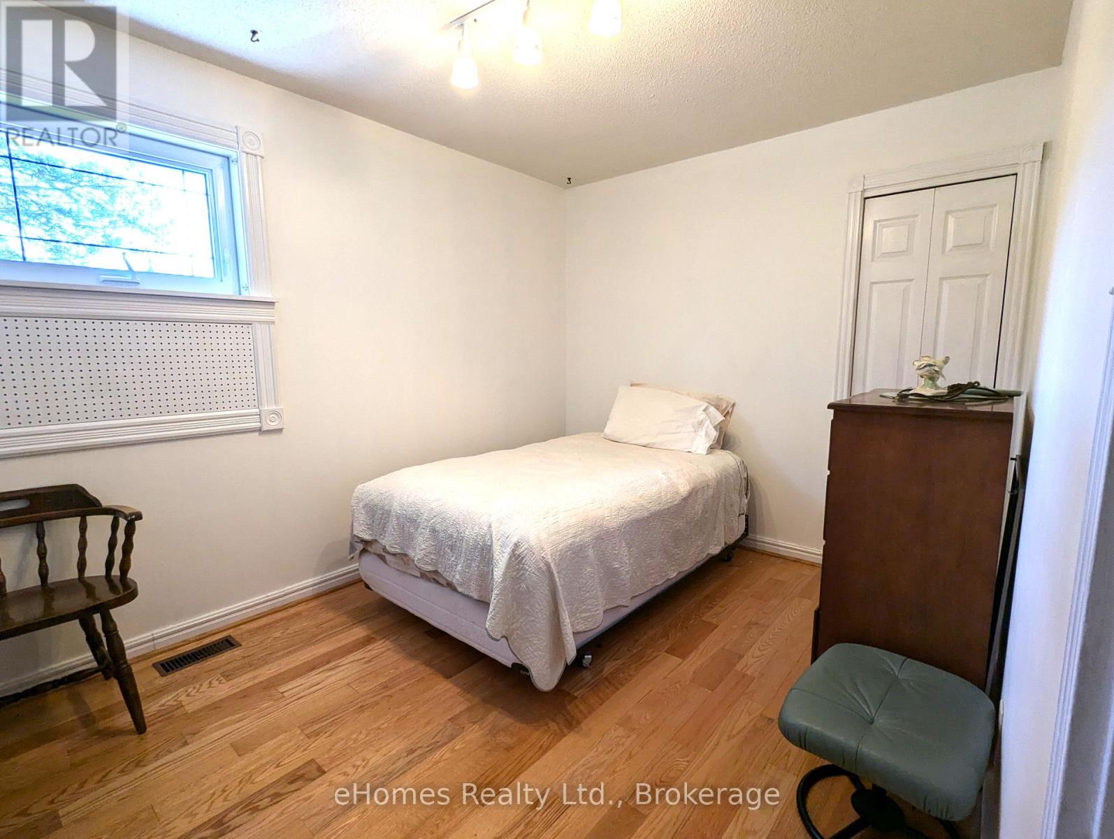170 5th Avenue E, Owen Sound, Ontario  N4K 6C7 - Photo 29 - X12079544