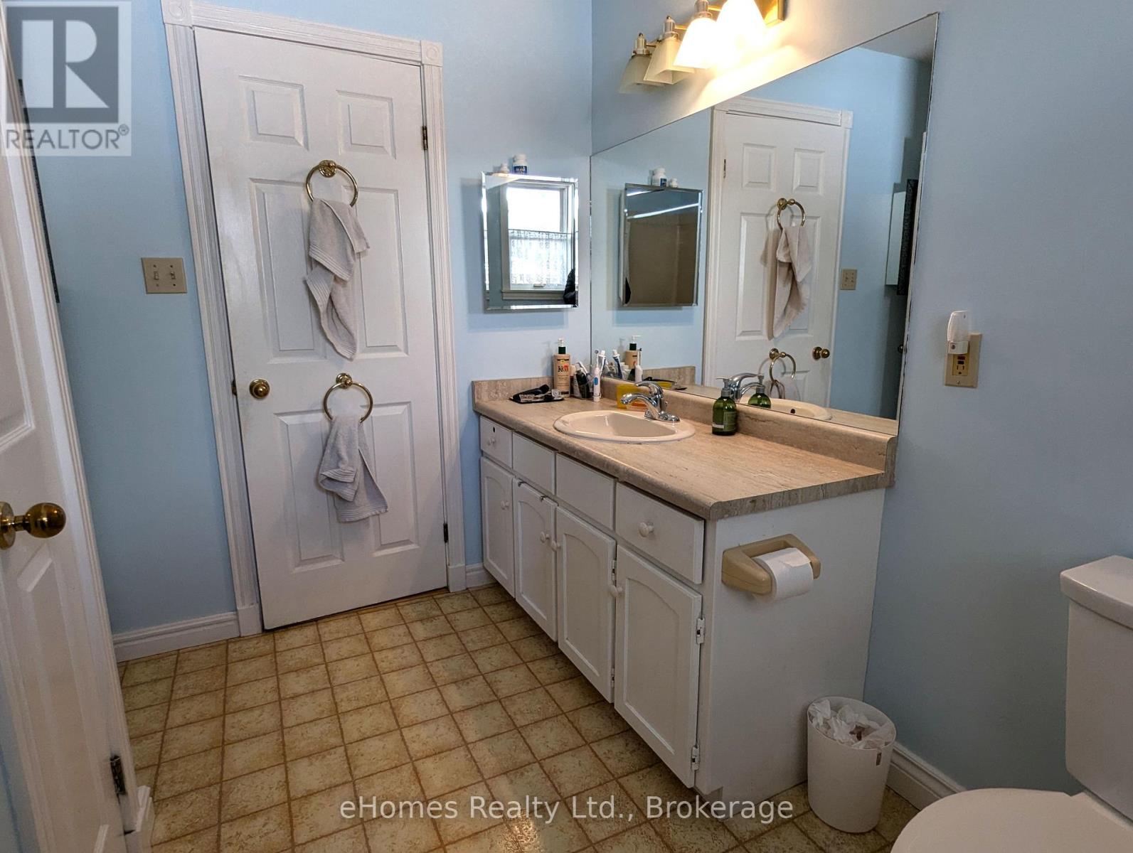 170 5th Avenue E, Owen Sound, Ontario  N4K 6C7 - Photo 34 - X12079544
