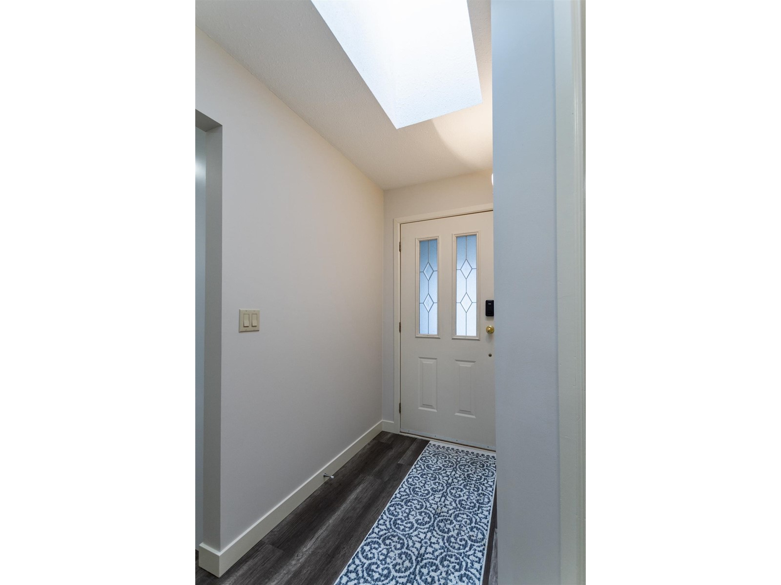 Property at 21 32615 MURRAY AVENUE image 3