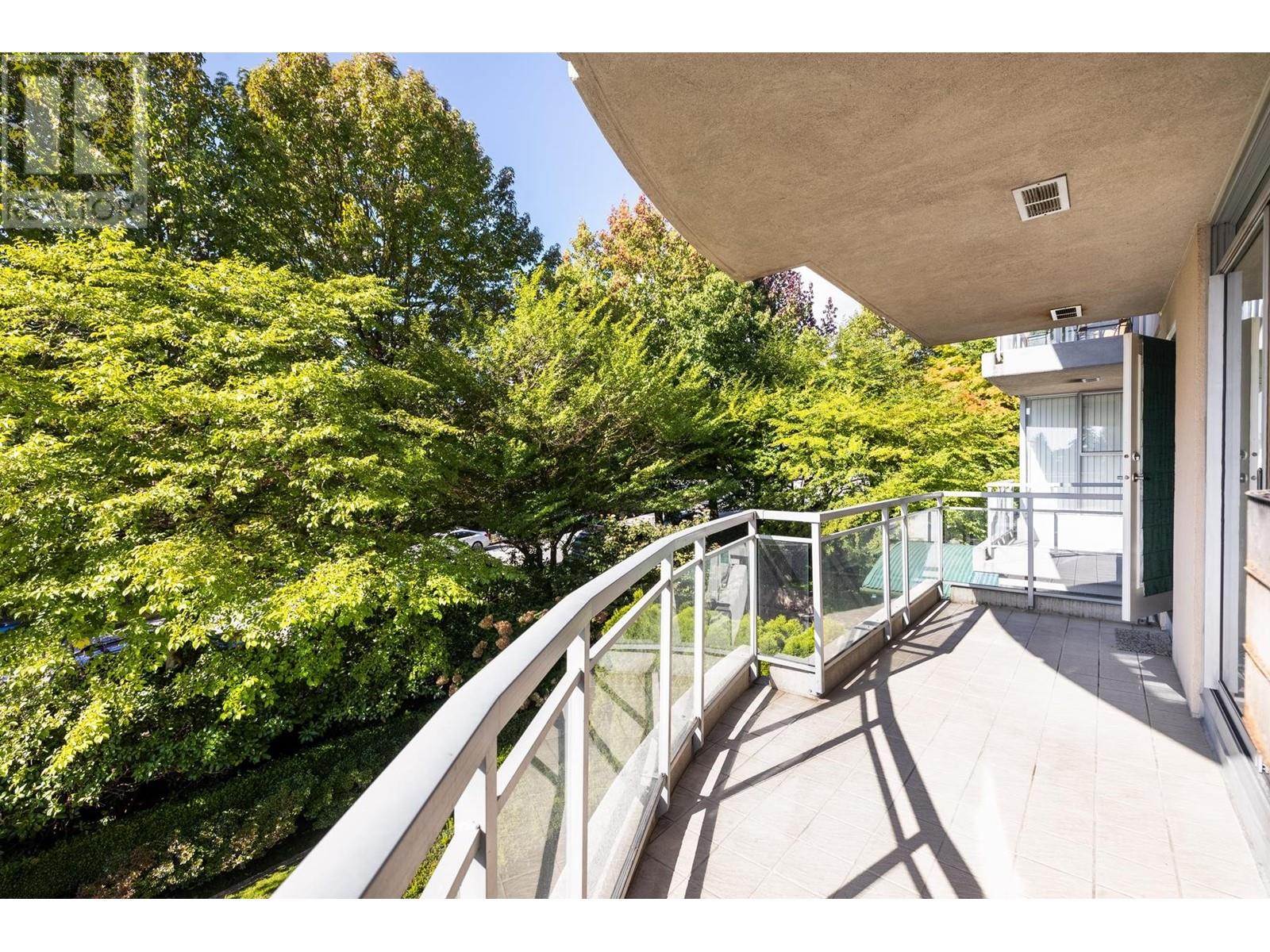 201 588 16th Street, West Vancouver, British Columbia  V7V 3R7 - Photo 21 - R2970780