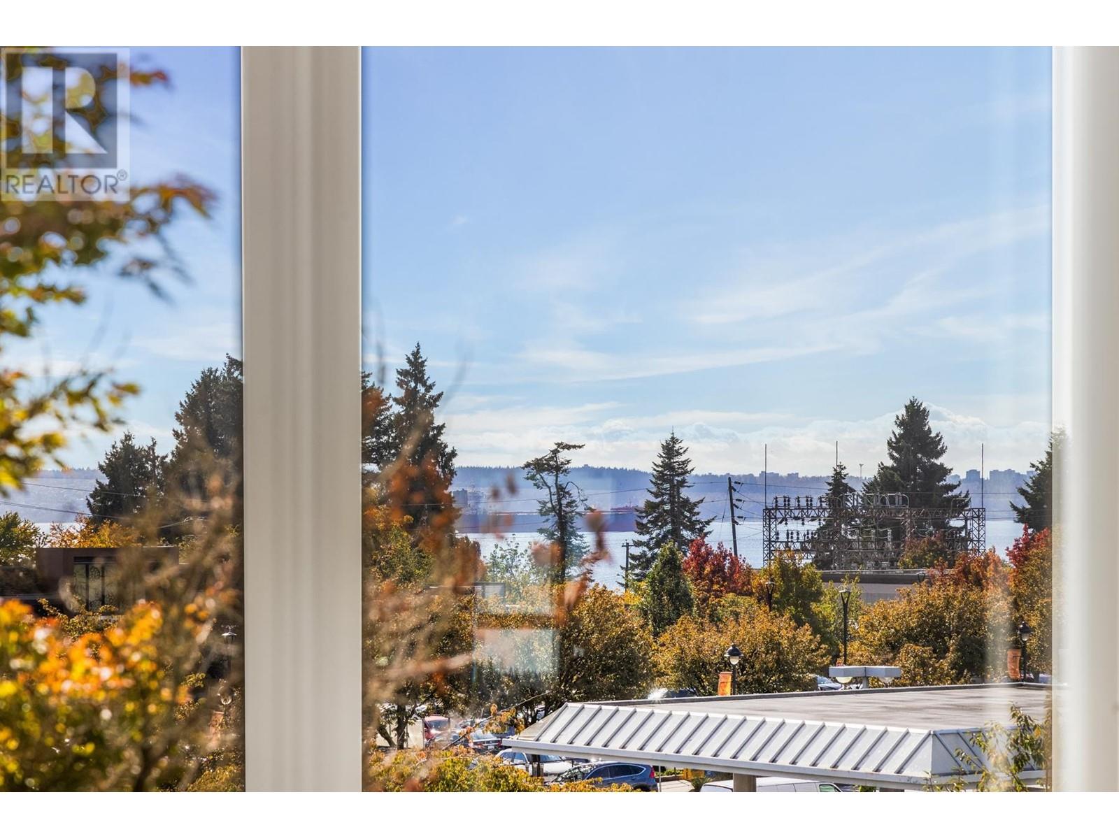201 588 16th Street, West Vancouver, British Columbia  V7V 3R7 - Photo 8 - R2970780