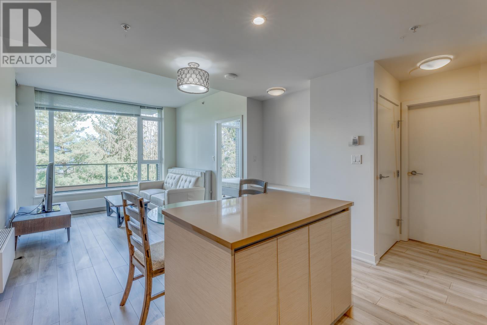 312 8850 University Crescent, Burnaby, British Columbia  V5A 4Y8 - Photo 5 - R2988688