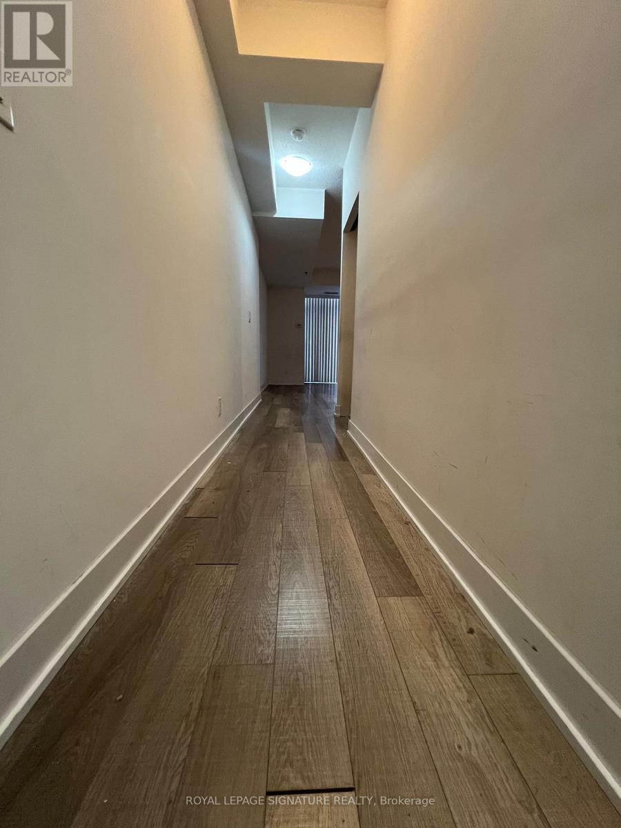 1811 - 318 Richmond Street, Toronto, Ontario  M5V 1X2 - Photo 3 - C12079681