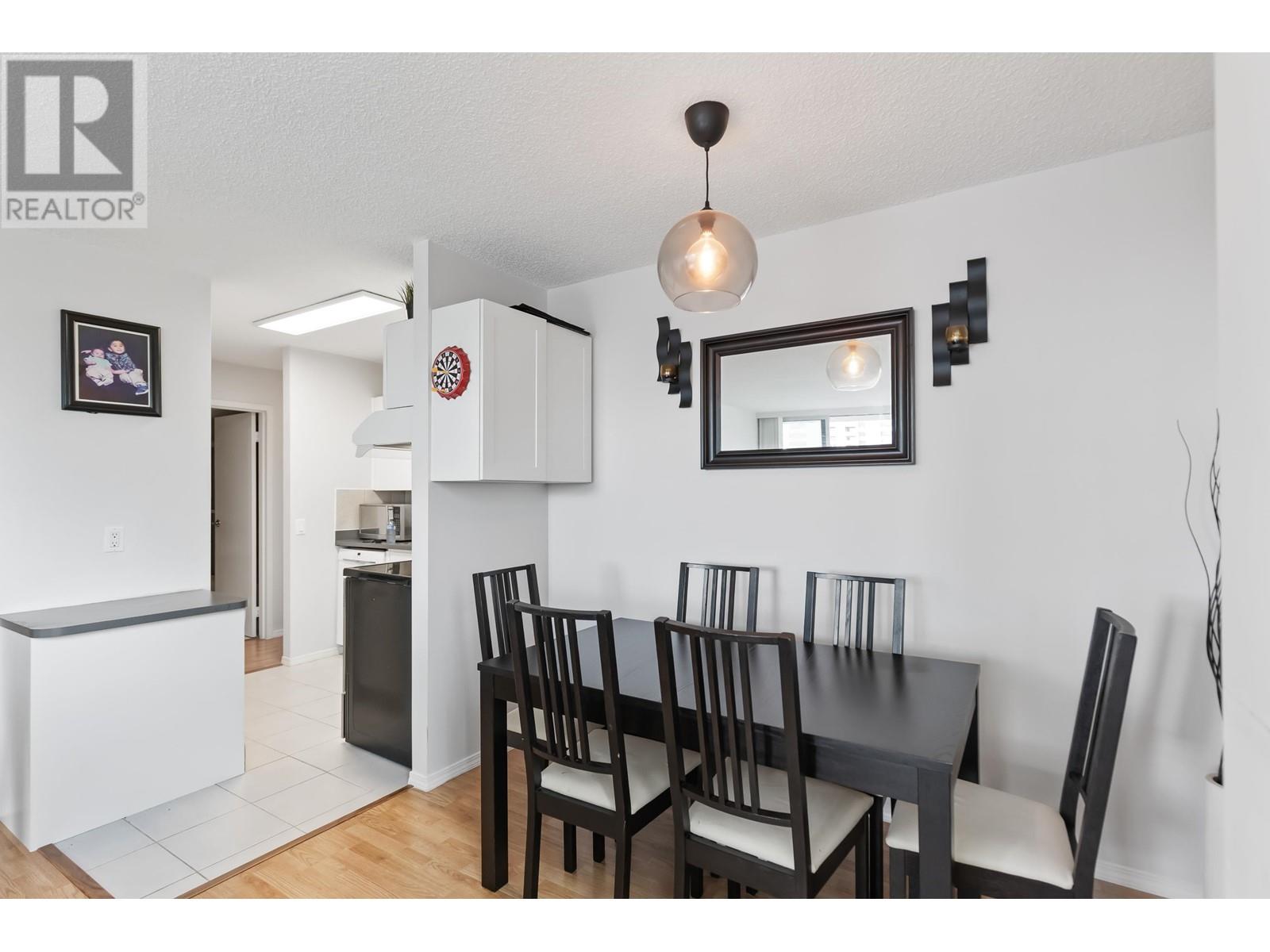 1006 3980 Carrigan Court, Burnaby, British Columbia  V3N 4S6 - Photo 10 - R2984204
