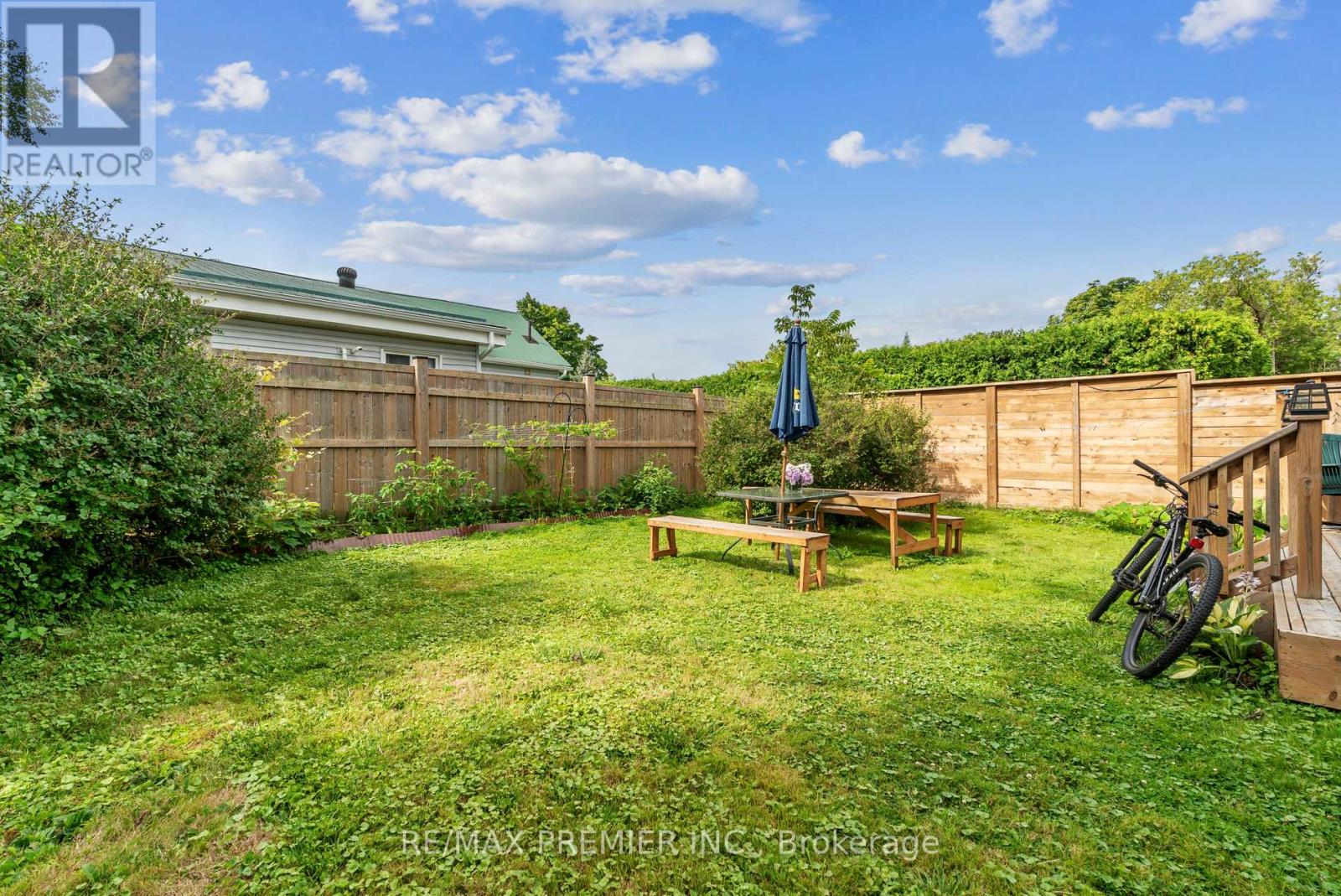 Property at 104 RODNEY STREET image 5