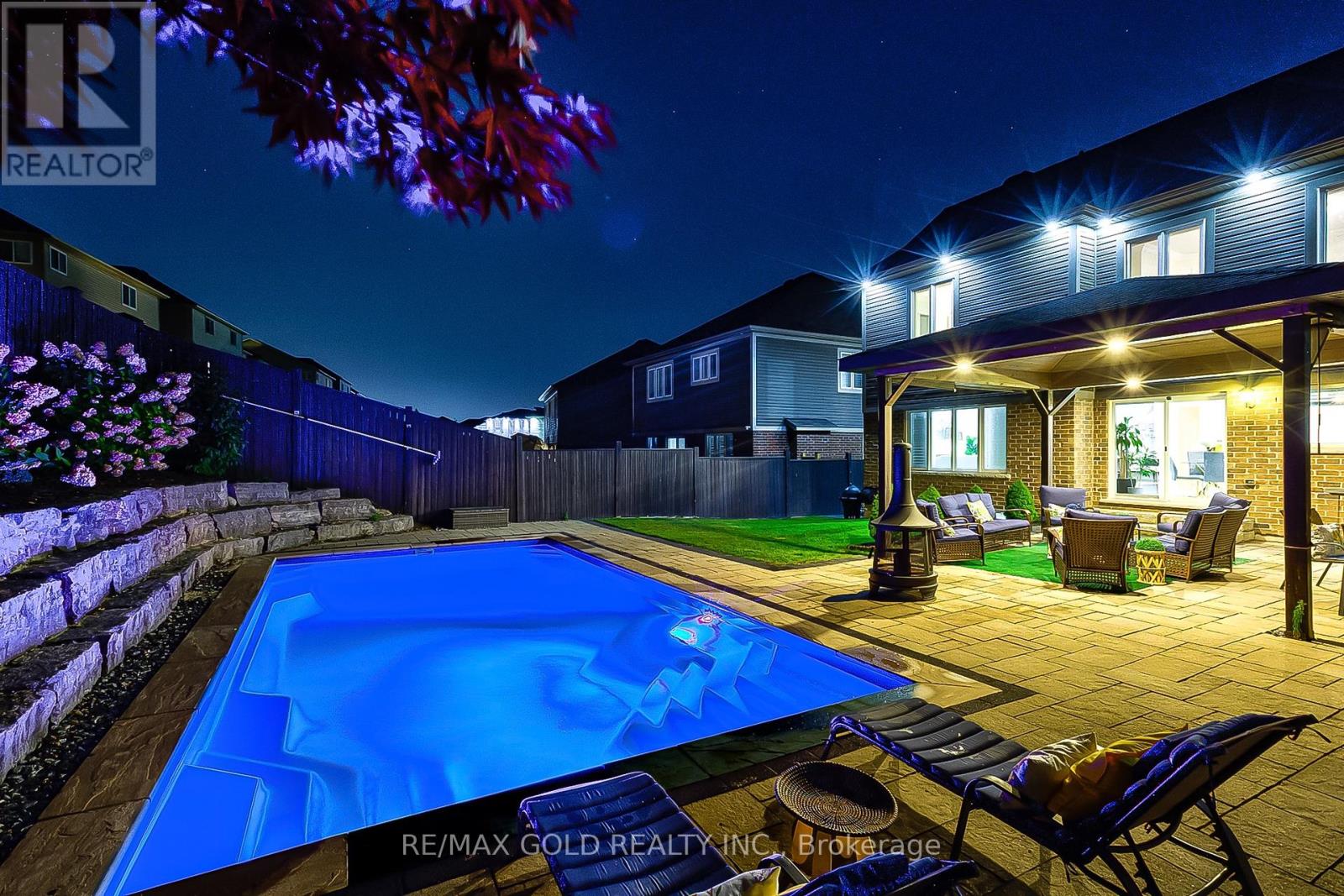 Property at 15 WETLAND WAY image 3