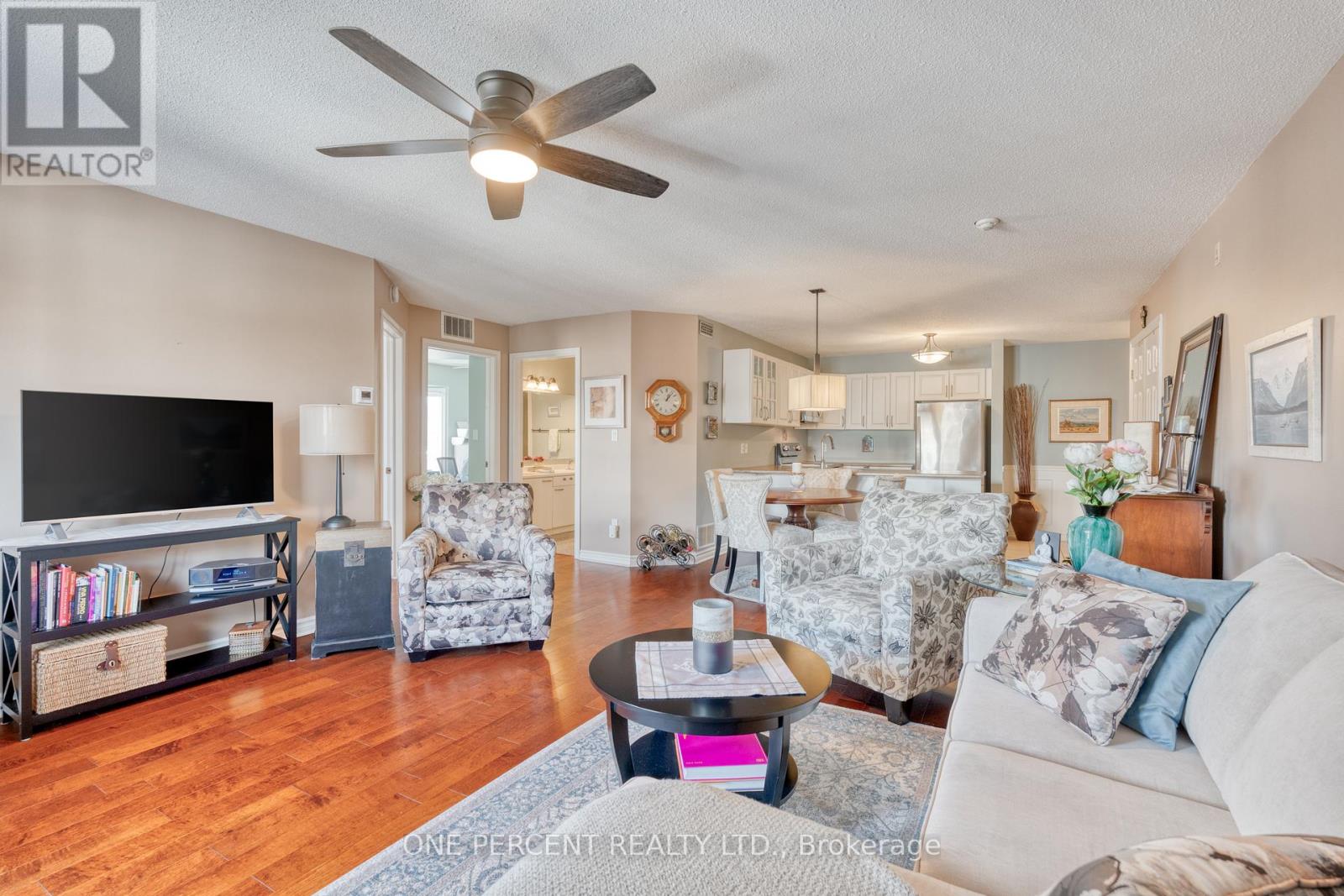324 - 2030 Cleaver Avenue, Burlington (Headon), Ontario  L7M 4C3 - Photo 10 - W12079733