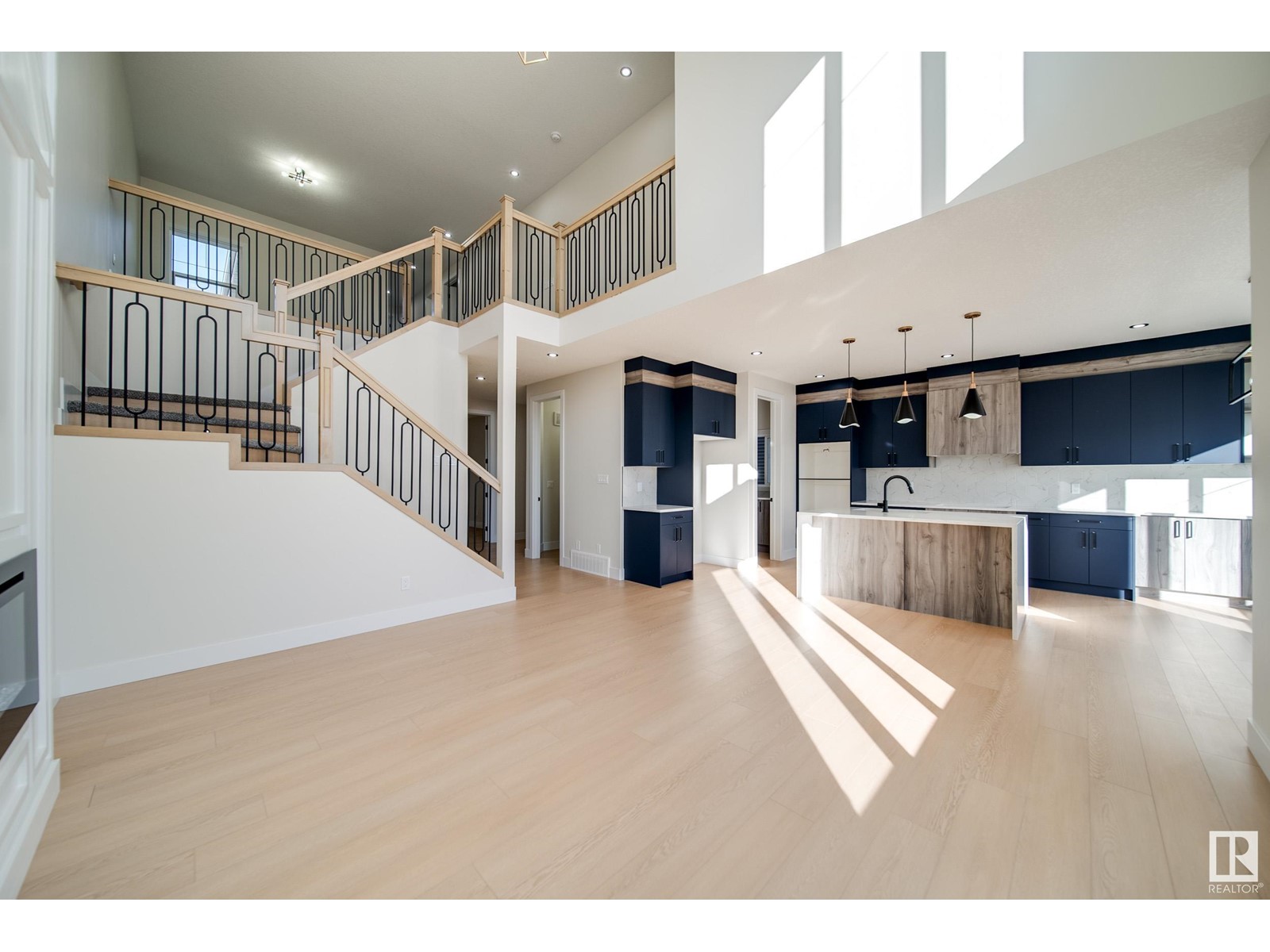 Property at 17047 45 ST NW image 1