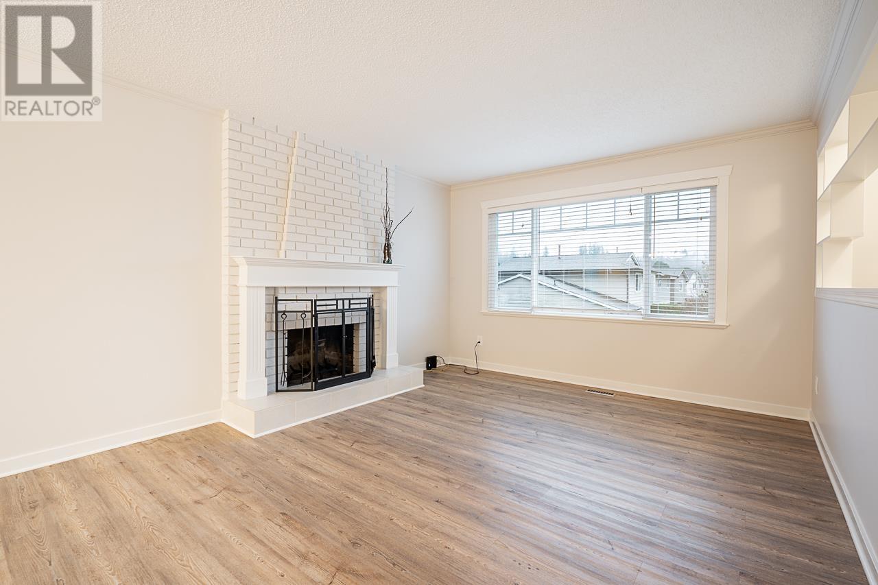 1986 Elizabeth Drive, Coquitlam, British Columbia  V3E 1X8 - Photo 5 - R2987597