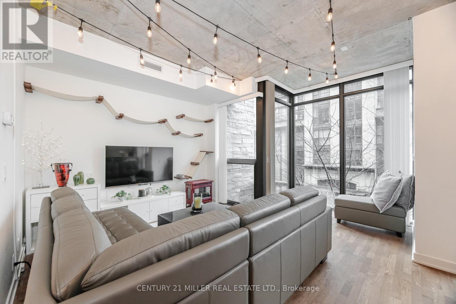 301 - 15 Beverley Street, Toronto, Ontario  M5T 1X8 - Photo 10 - C12079756