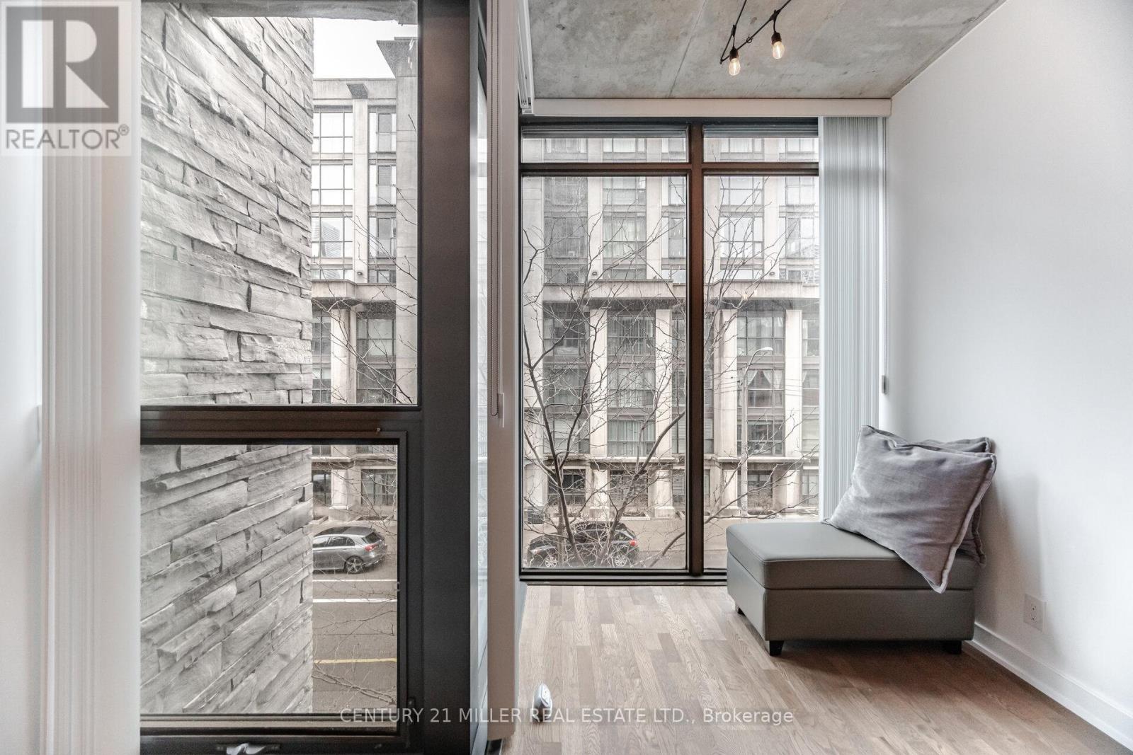 301 - 15 Beverley Street, Toronto, Ontario  M5T 1X8 - Photo 13 - C12079756
