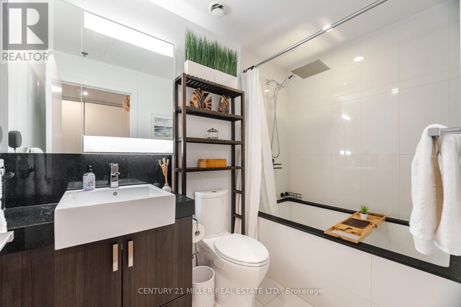 301 - 15 Beverley Street, Toronto, Ontario  M5T 1X8 - Photo 22 - C12079756