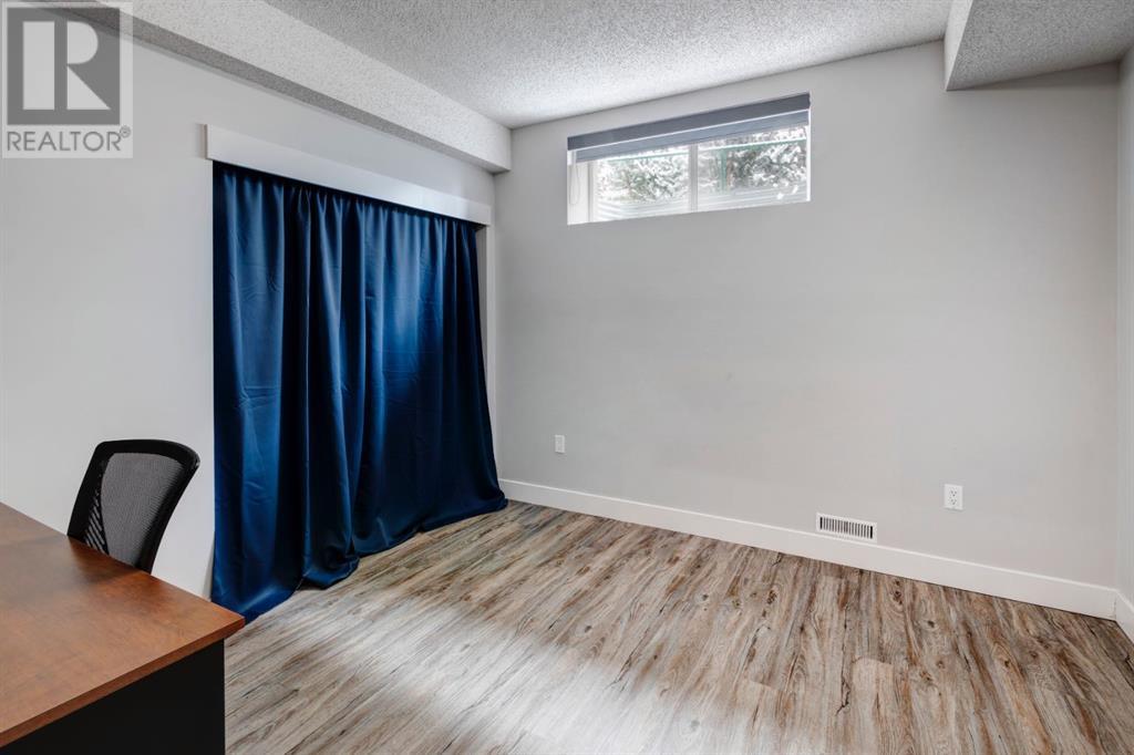 225 Gleneagles View, Cochrane, Alberta  T4C 2G5 - Photo 37 - A2192303
