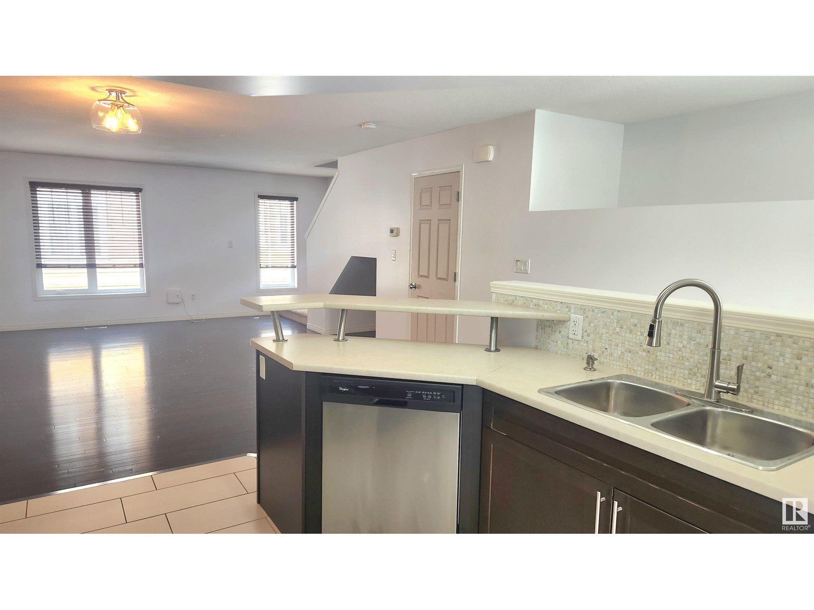 Property at #48 1623 TOWNE CENTRE BV NW image 5