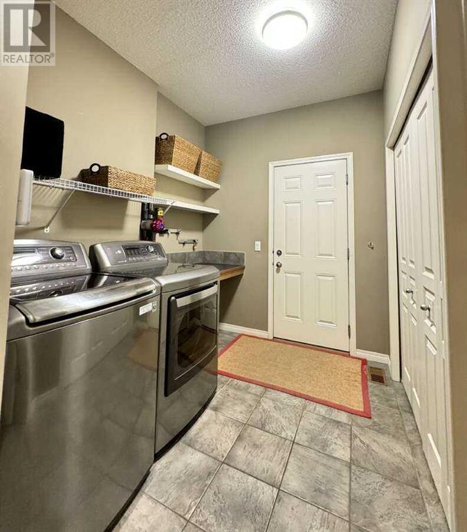 360 Parkmere Green, Chestermere, Alberta  T1X 1V6 - Photo 13 - A2211383