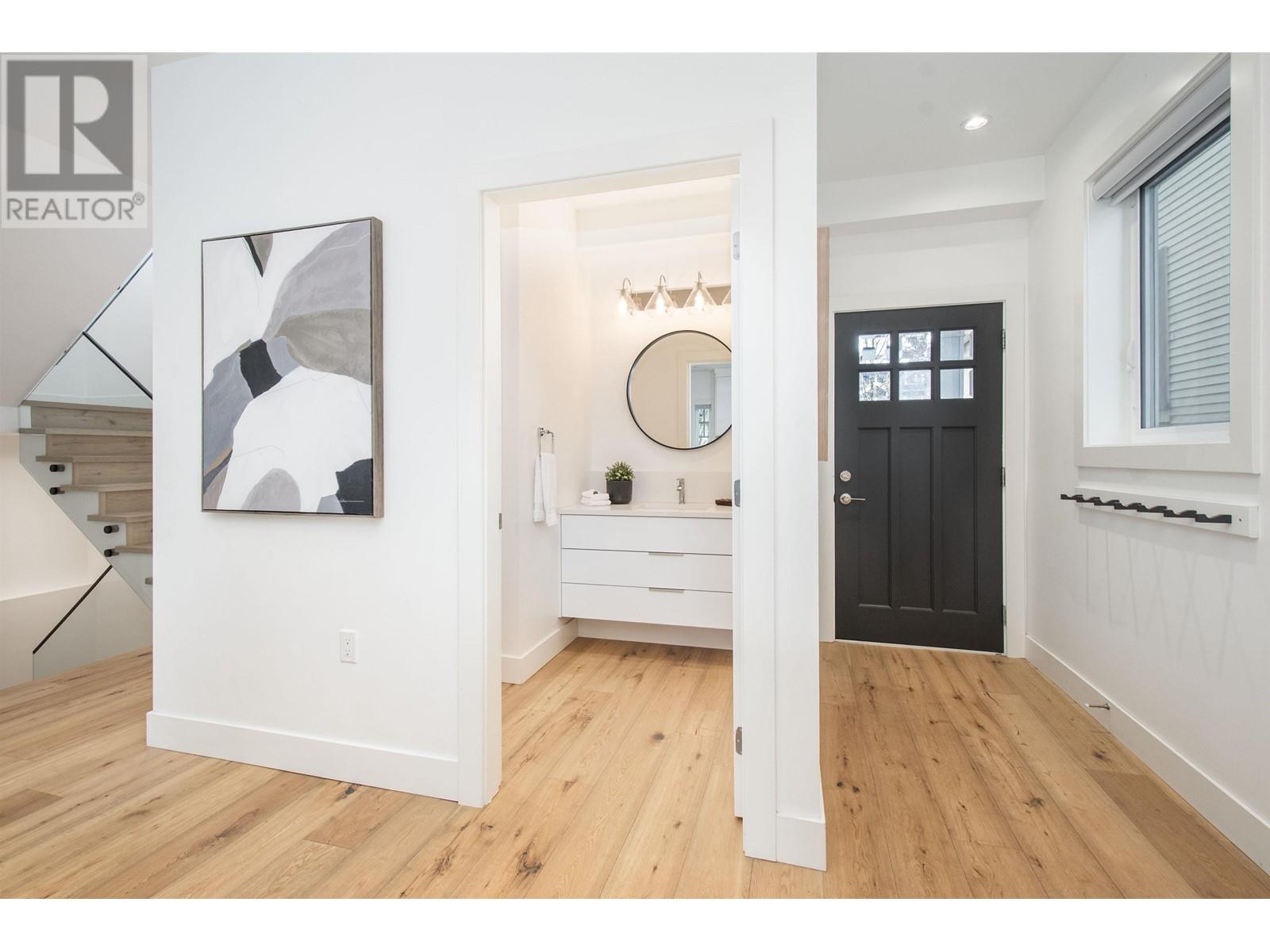849 E 13th Avenue, Vancouver, British Columbia  V5T 2L4 - Photo 14 - R2985973