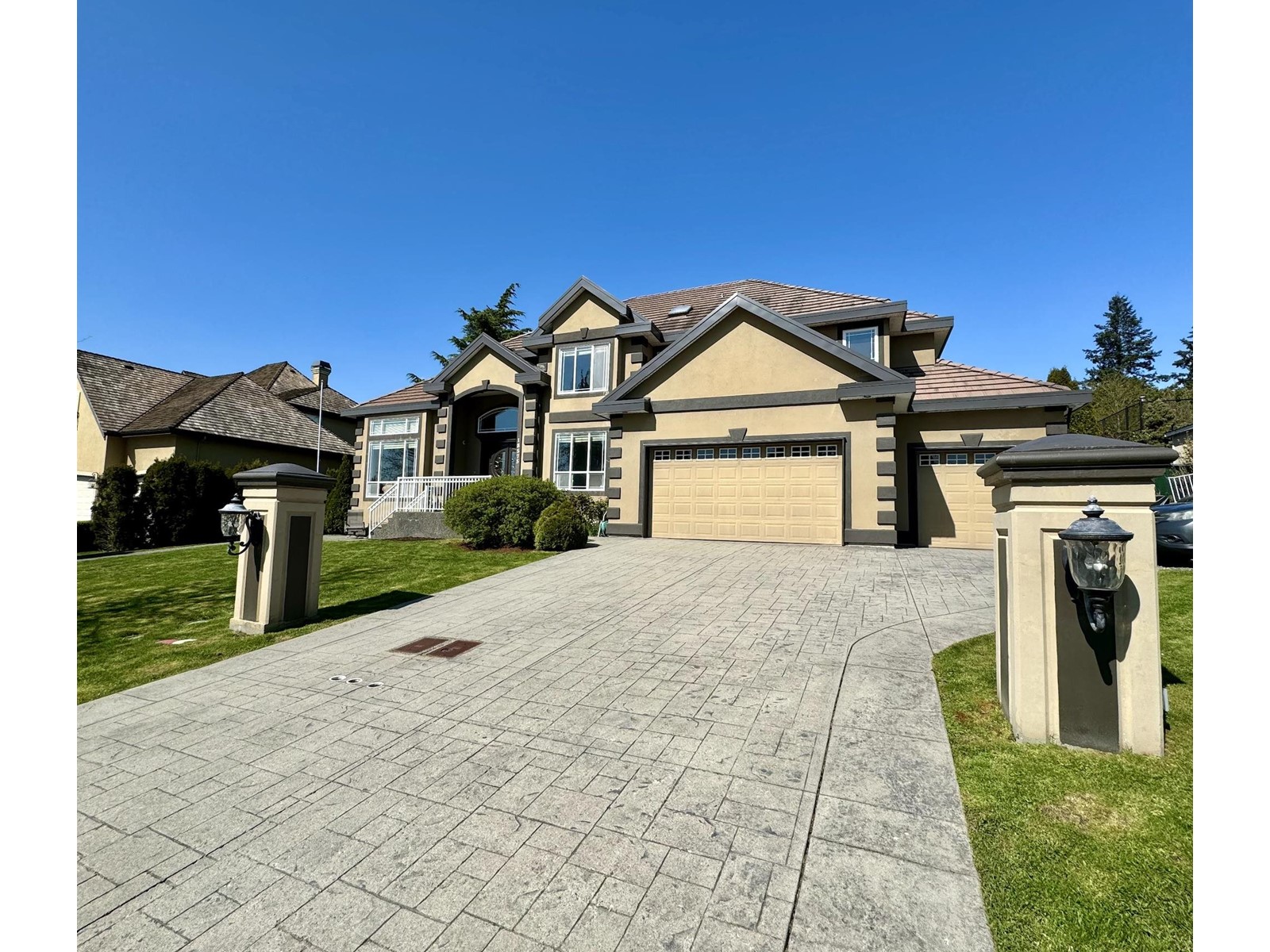 Property at 18575 55 AVENUE image 2