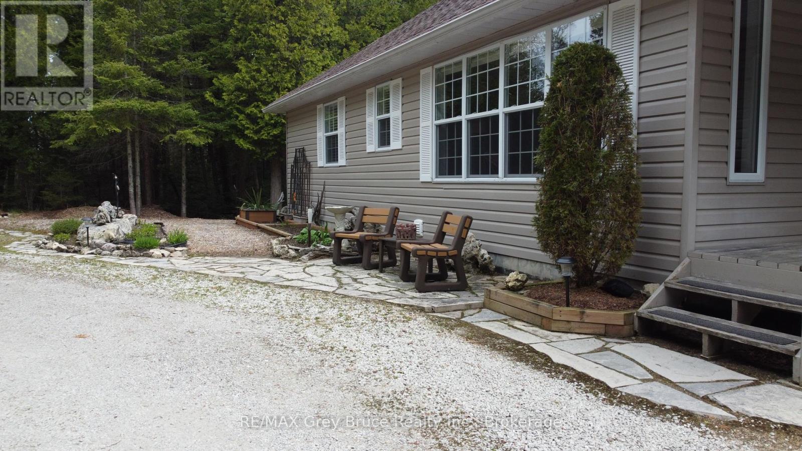 83 Lakewood Country Lane, Northern Bruce Peninsula, Ontario  N0H 1W0 - Photo 26 - X12079771
