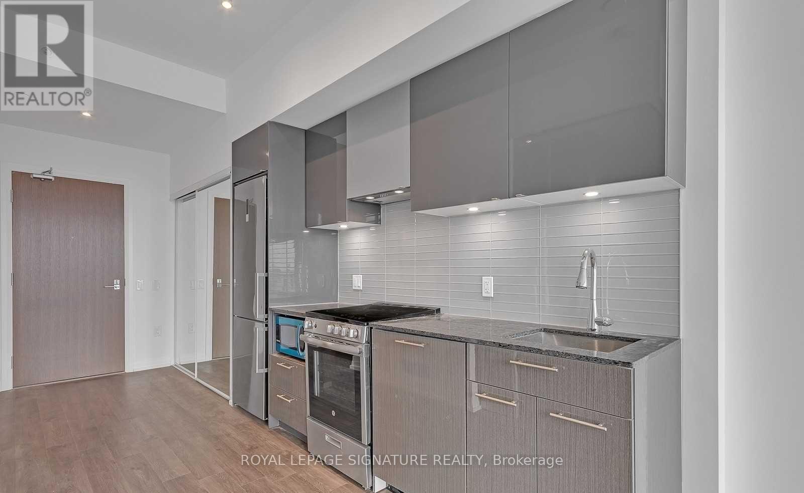 3709 - 251 Jarvis Street, Toronto, Ontario  M5B 0C3 - Photo 5 - C12079768