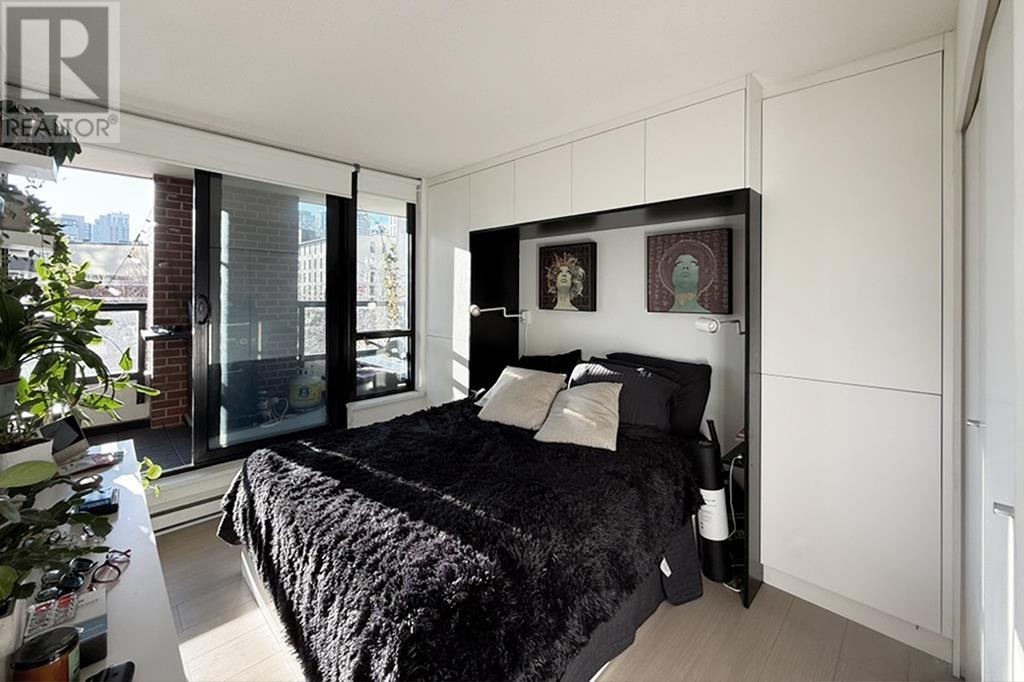 310 977 Mainland Street, Vancouver, British Columbia  V6B 1T2 - Photo 4 - R2987065