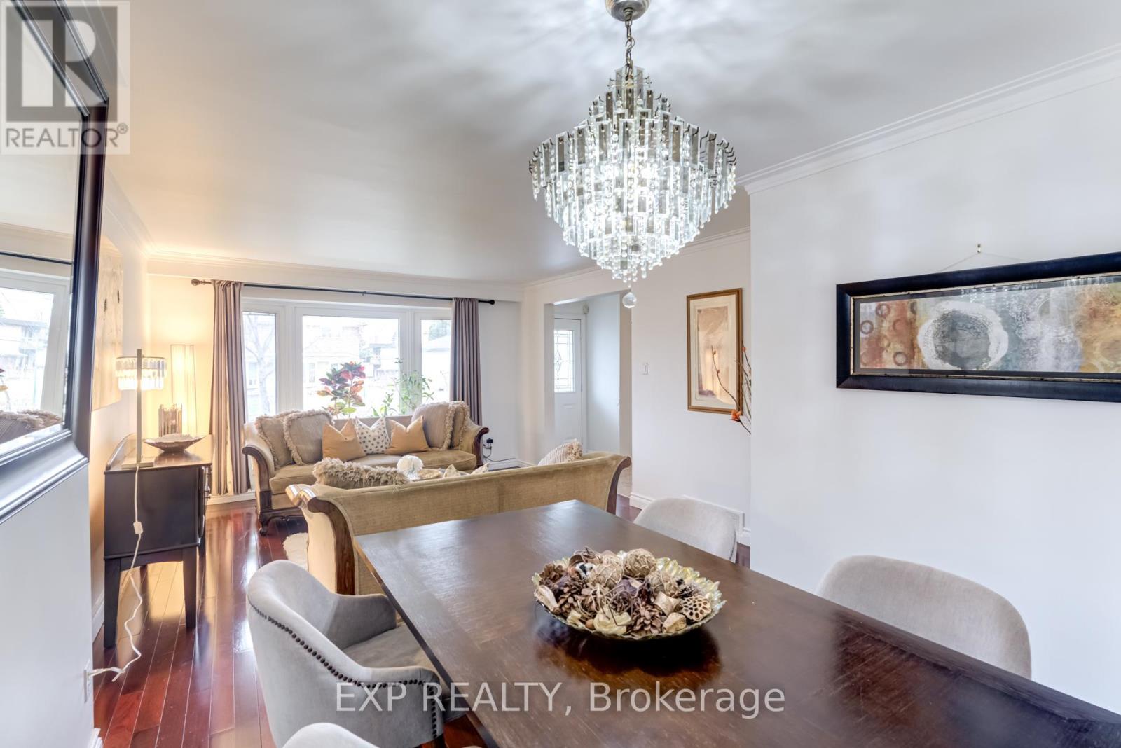 179 Lindylou Road, Toronto (Humbermede), Ontario  M9M 2B8 - Photo 12 - W12076960