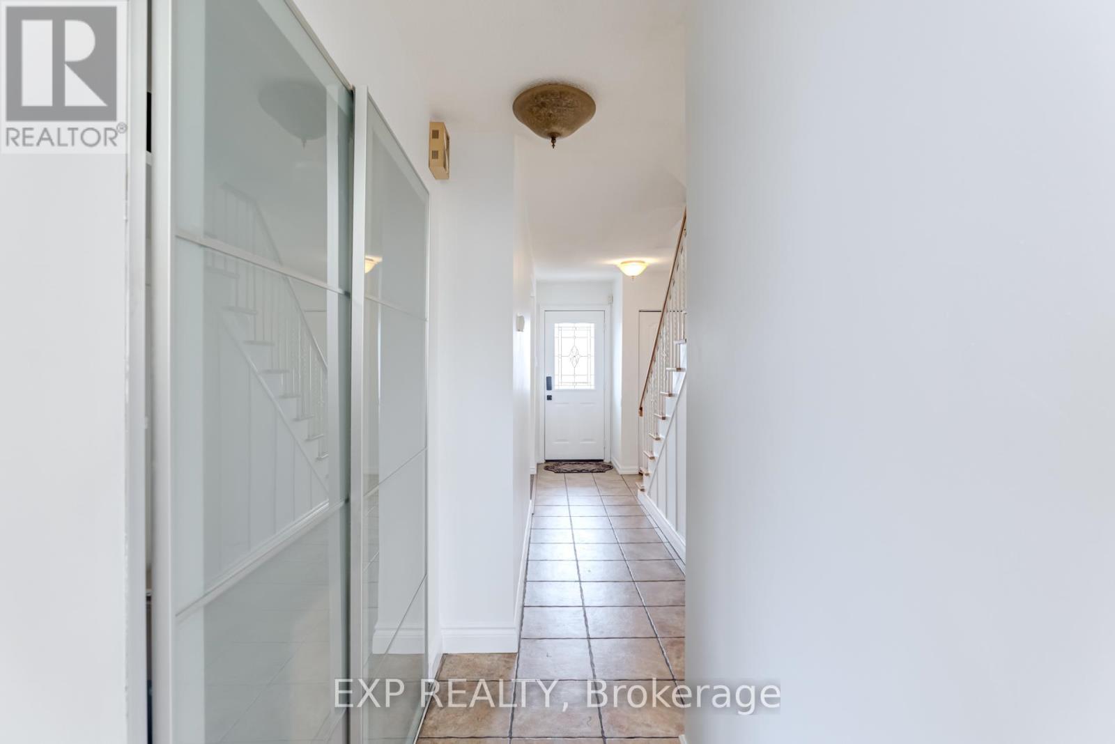 179 Lindylou Road, Toronto (Humbermede), Ontario  M9M 2B8 - Photo 14 - W12076960