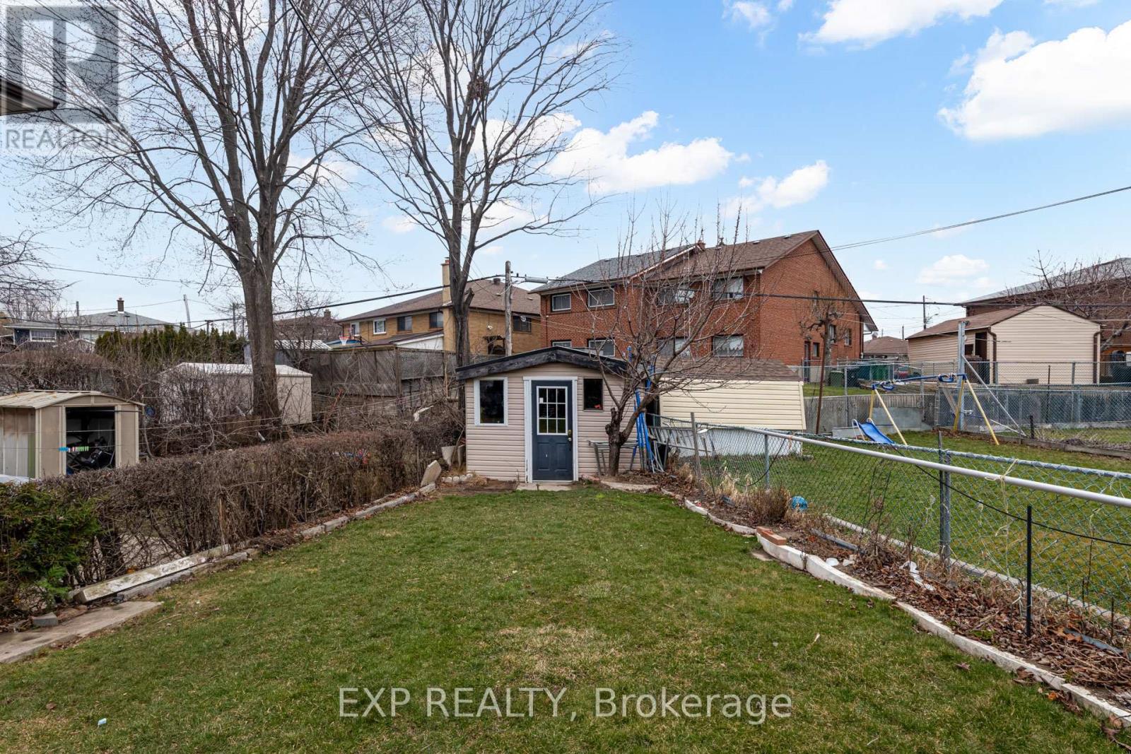 179 Lindylou Road, Toronto, Ontario  M9M 2B8 - Photo 46 - W12076960