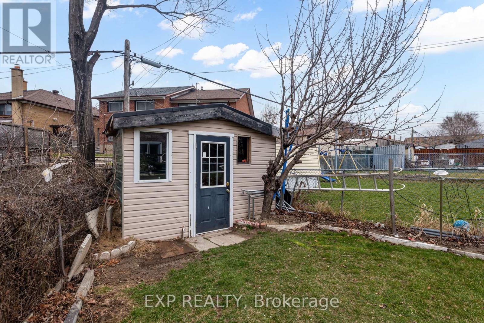 179 Lindylou Road, Toronto (Humbermede), Ontario  M9M 2B8 - Photo 47 - W12076960