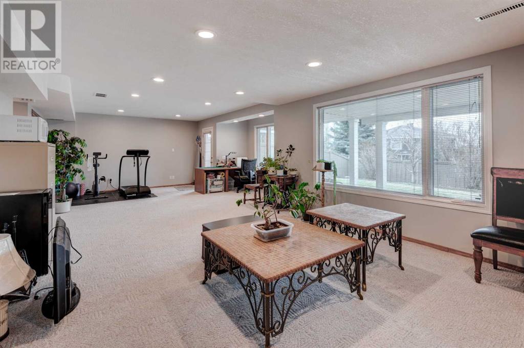 302 Mountain Park Drive Se, Calgary, Alberta  T2Z 2L3 - Photo 38 - A2210701