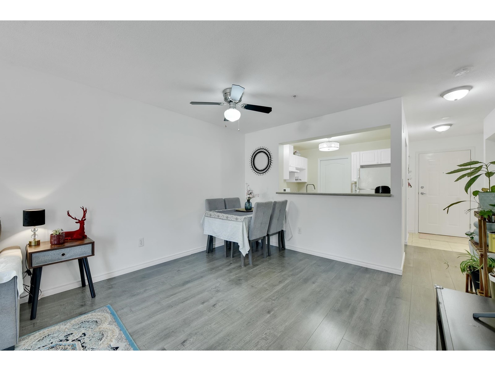 307 15210 Guildford Drive, Surrey, British Columbia  V3R 0X7 - Photo 13 - R2989608
