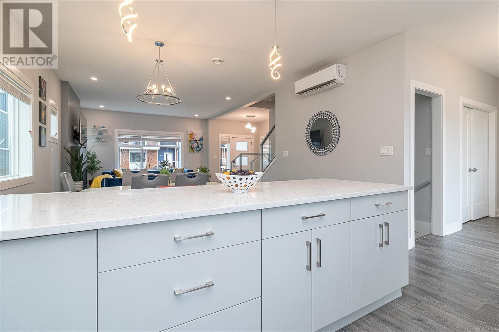 2815 Meridian Ave, Langford real estate listing 994548 for sale
