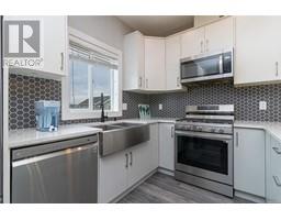 2815 Meridian Ave, Langford property photo listing 994548 for sale