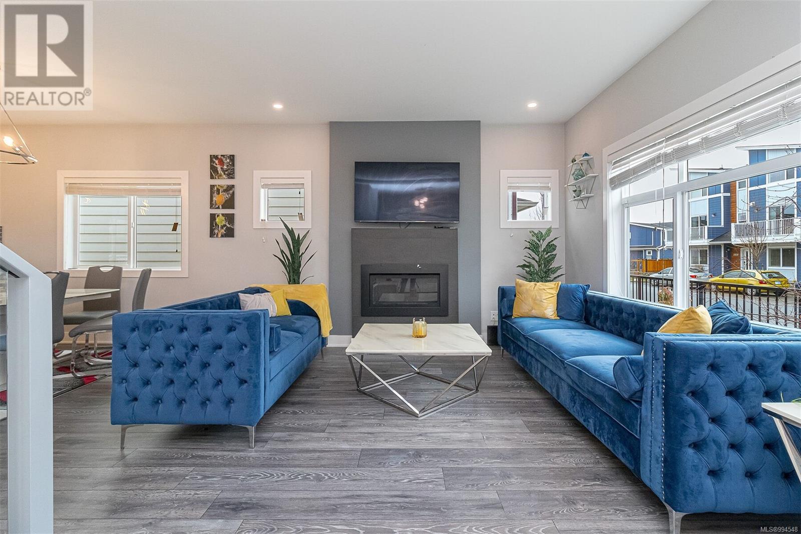 2815 Meridian Ave, Langford real estate listing 994548 for sale