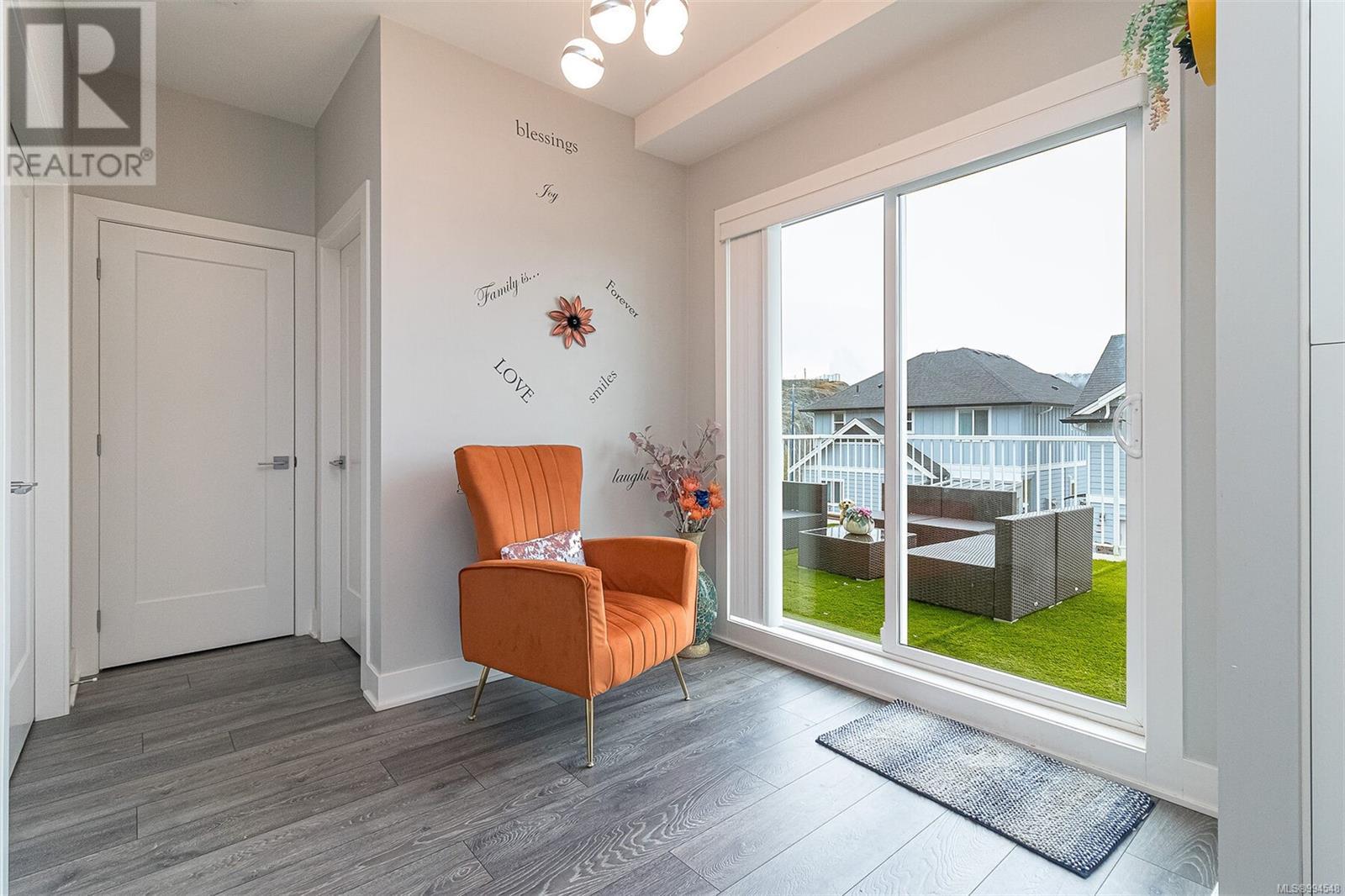 2815 Meridian Ave, Langford real estate listing 994548 for sale