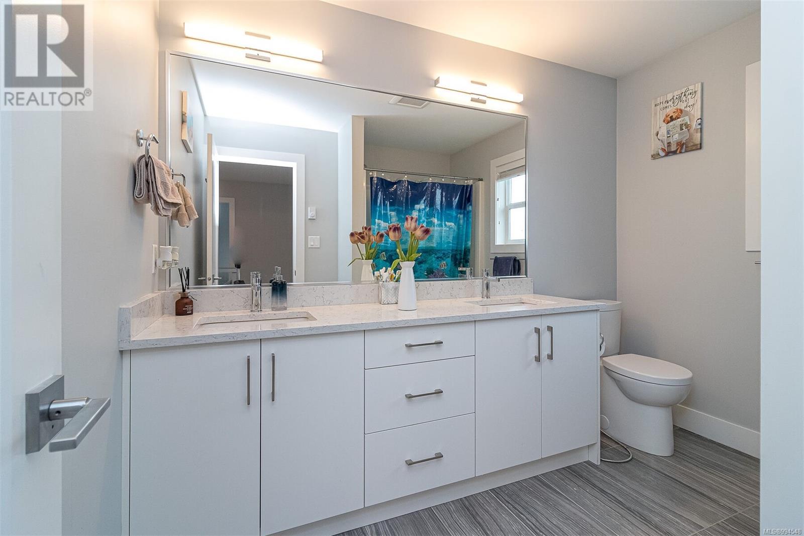2815 Meridian Ave, Langford real estate listing 994548 for sale