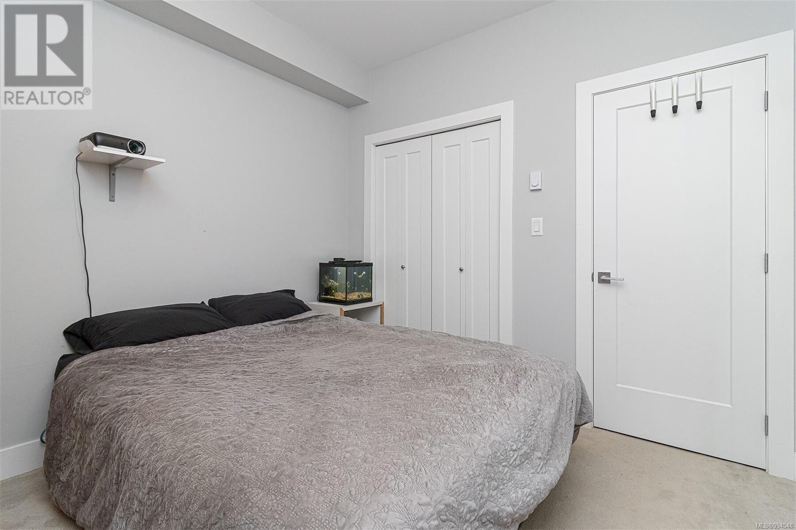 2815 Meridian Ave, Langford real estate listing 994548 for sale