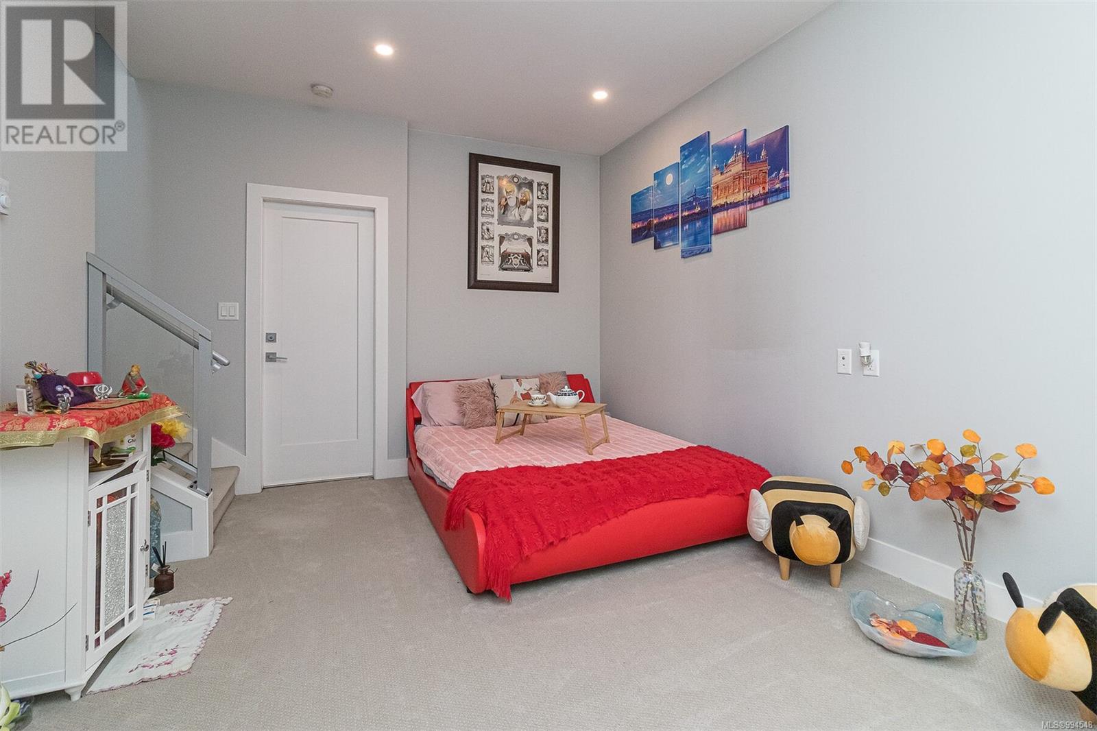 2815 Meridian Ave, Langford real estate listing 994548 for sale