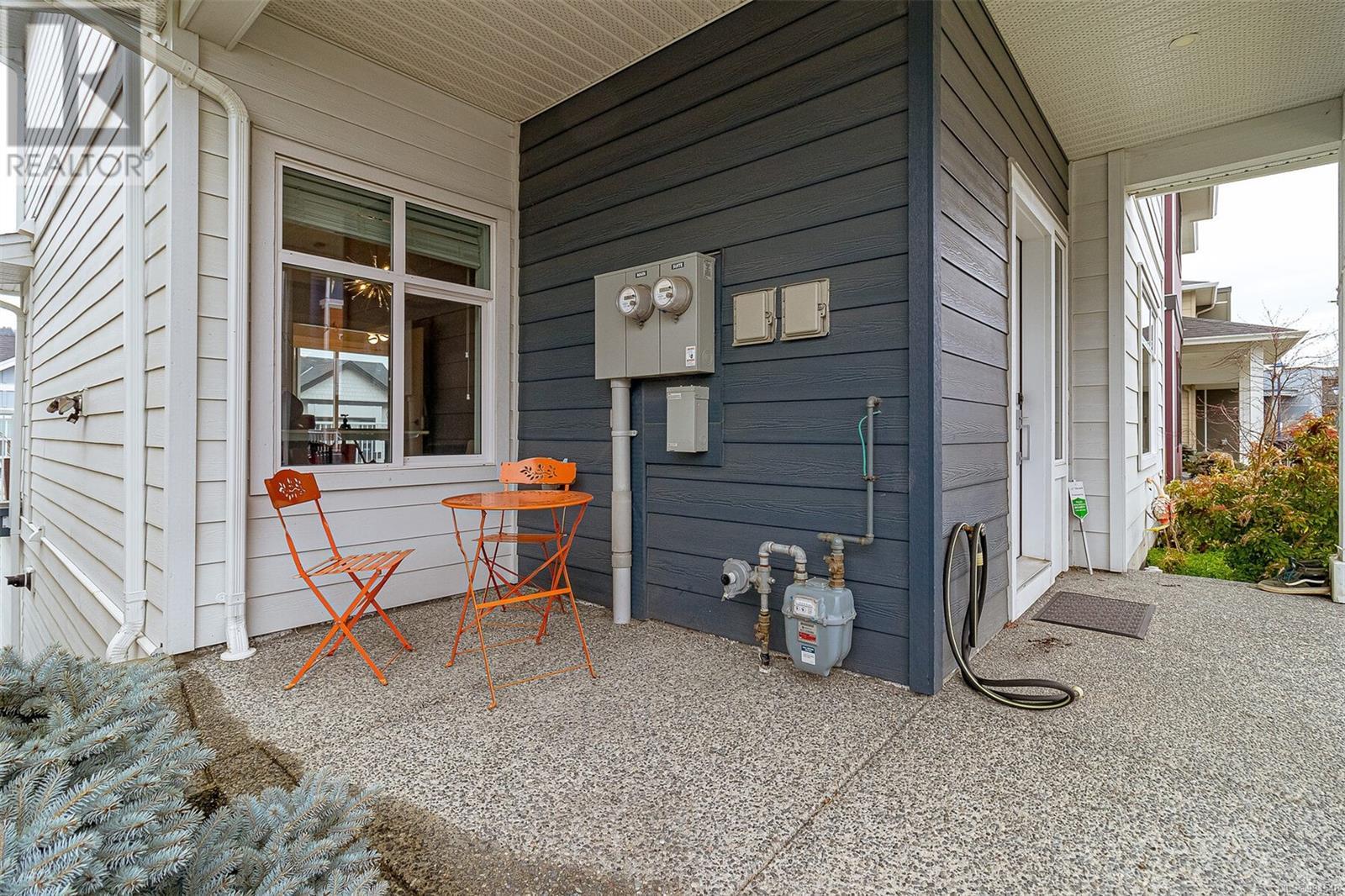 2815 Meridian Ave, Langford real estate listing 994548 for sale