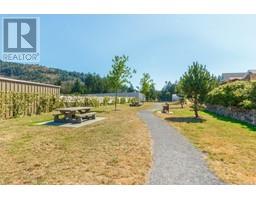 2815 Meridian Ave, Langford property photo listing 994548 for sale