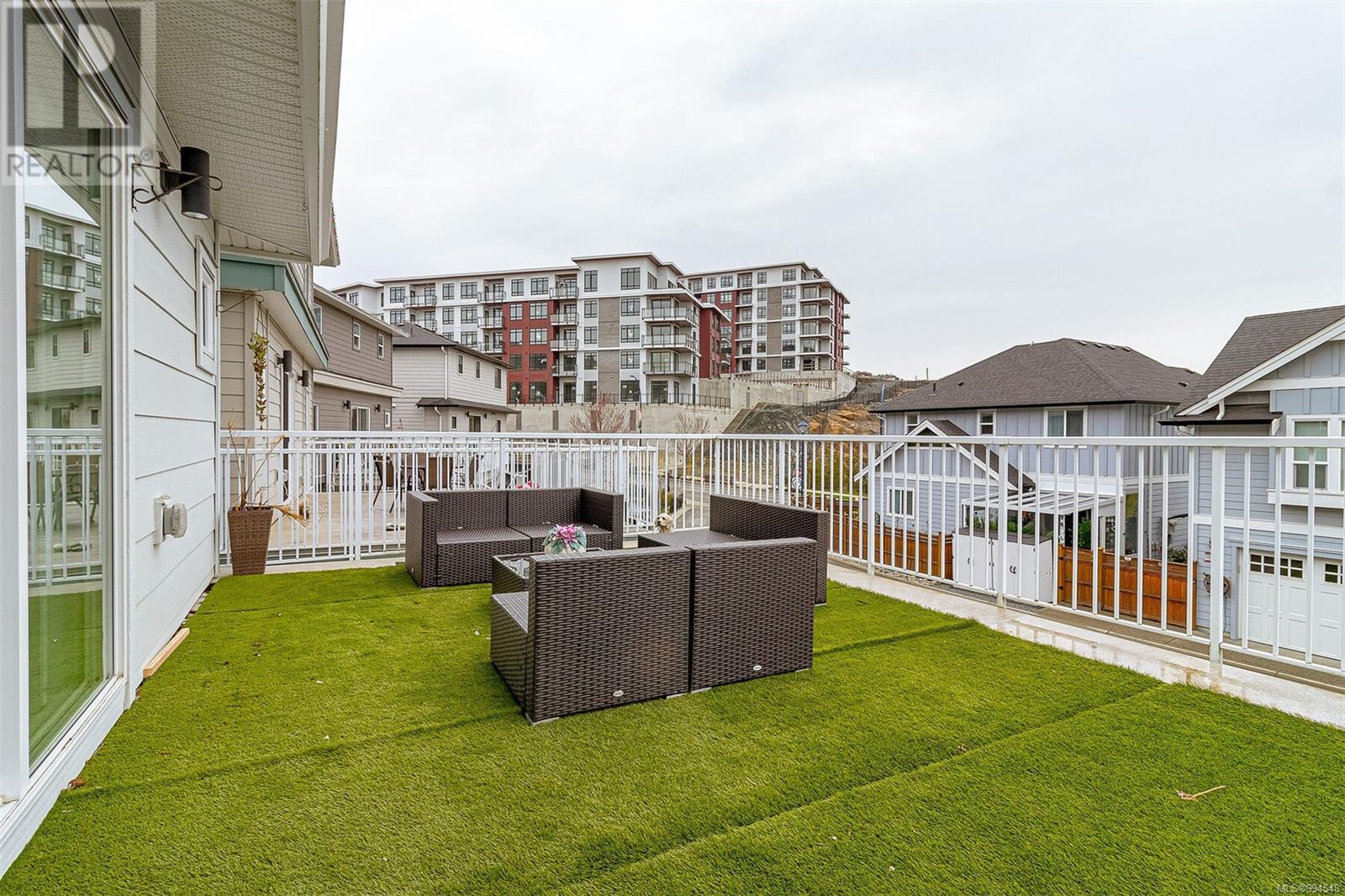 2815 Meridian Ave, Langford real estate listing 994548 for sale