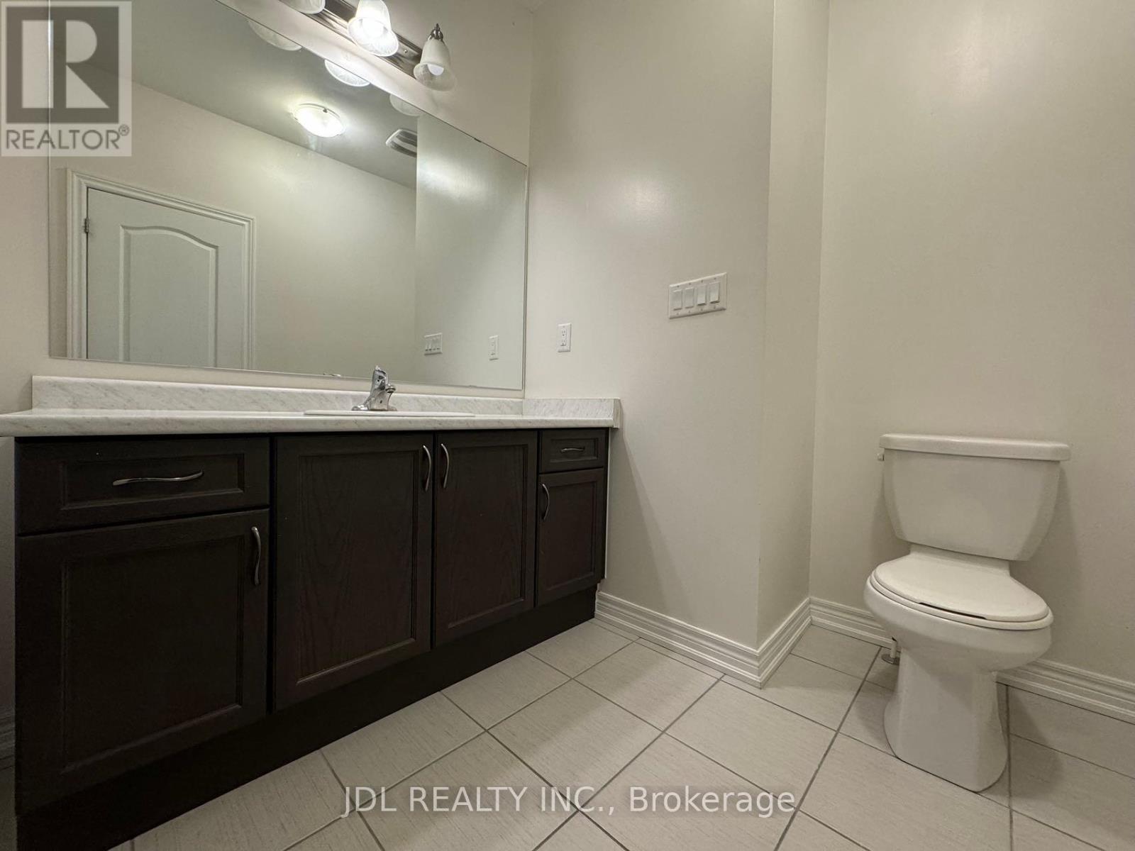 83 Luzon Avenue, Markham, Ontario  L6B 1N7 - Photo 9 - N12079815