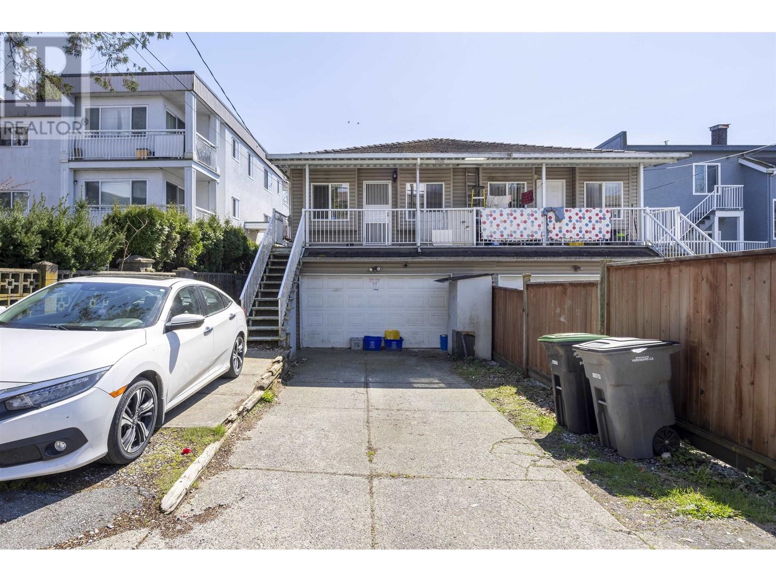 2245 Dundas Street, Vancouver, British Columbia  V5L 1J9 - Photo 5 - R2989043