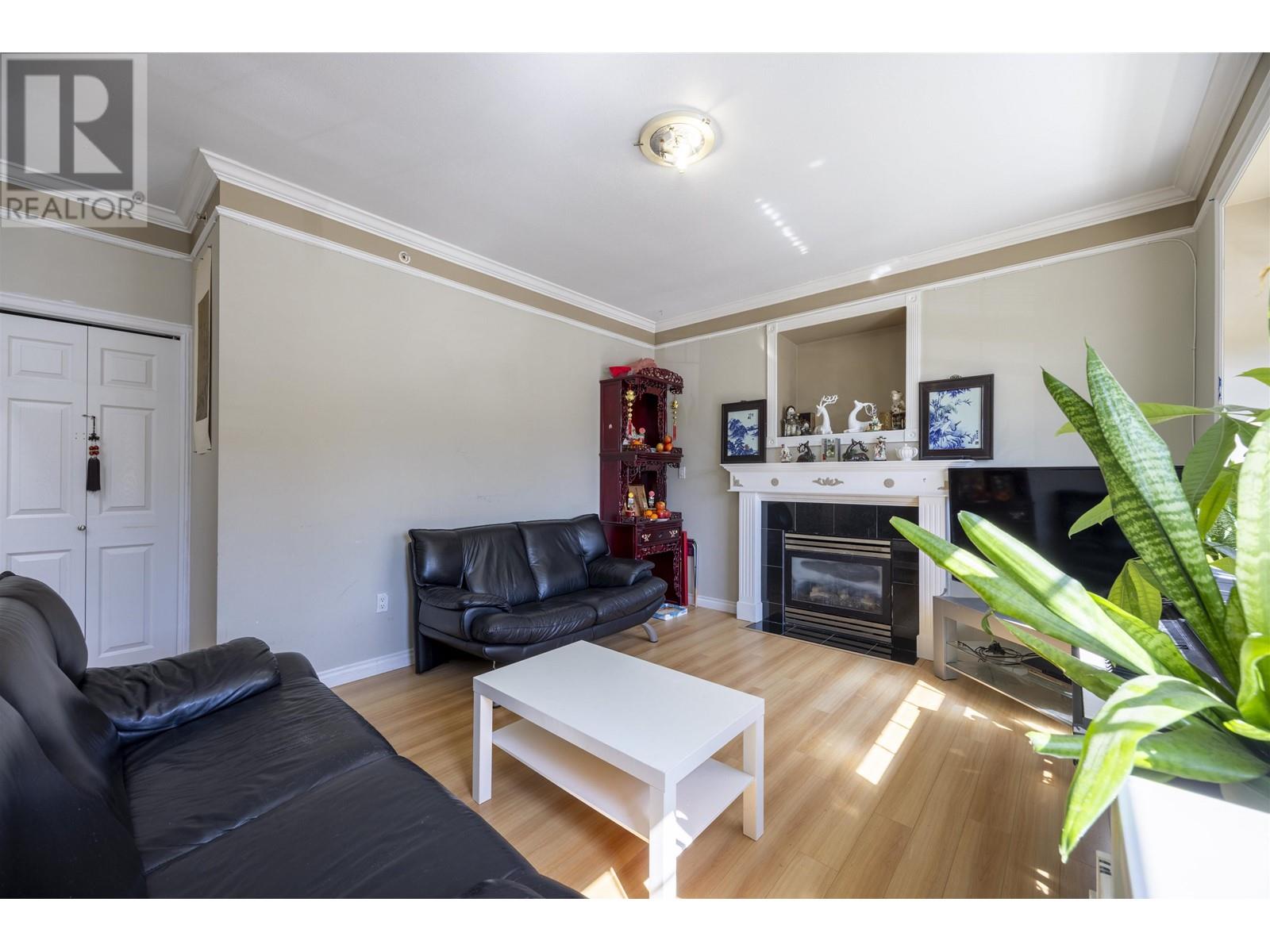 2245 Dundas Street, Vancouver, British Columbia  V5L 1J9 - Photo 7 - R2989043