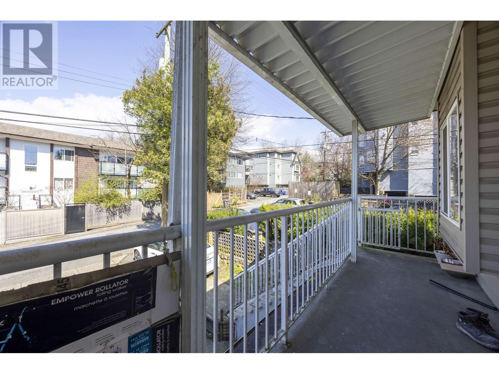 2245 Dundas Street, Vancouver, British Columbia  V5L 1J9 - Photo 15 - R2989043