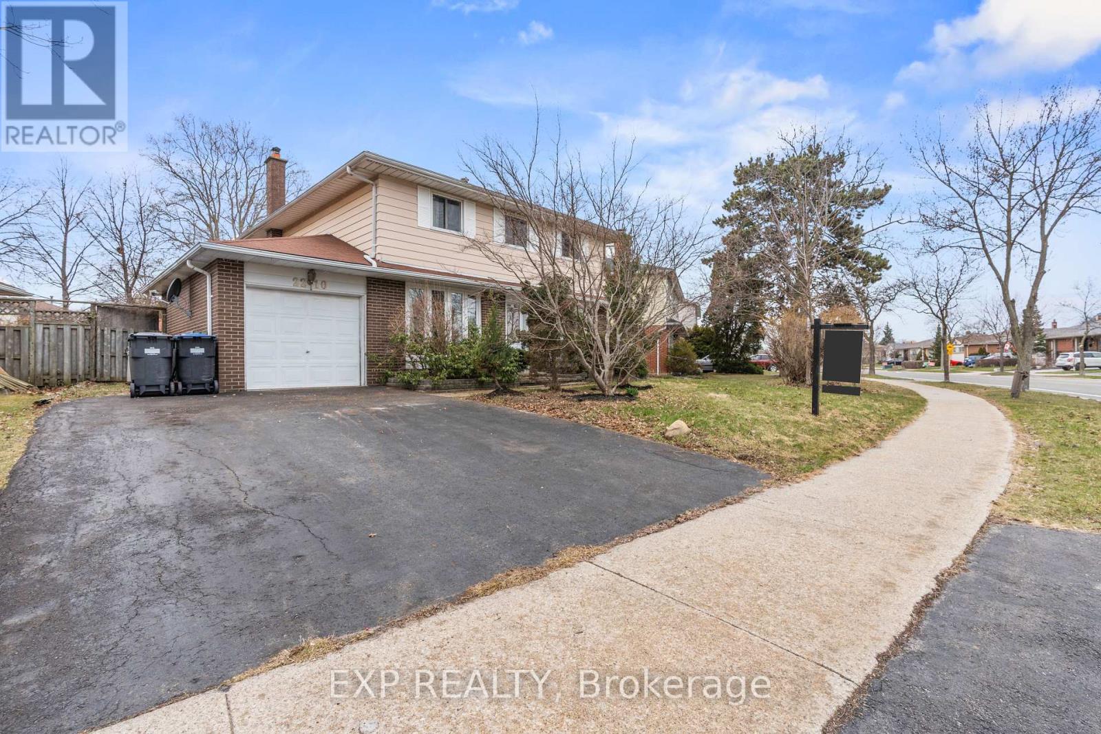 Property at 2210 THORN LODGE DRIVE image 4