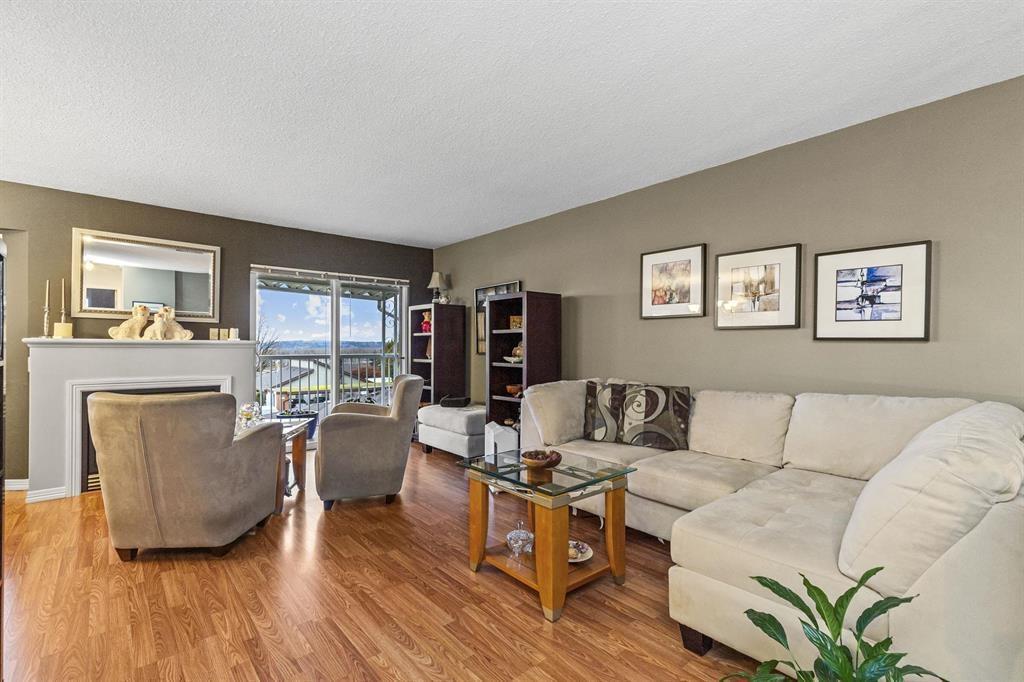 13 32752 4TH AVENUE, Mission real estate listing R2986942 for sale