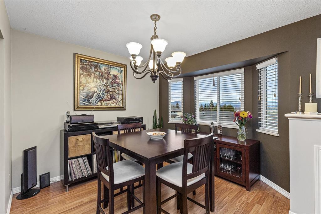 13 32752 4TH AVENUE, Mission real estate listing R2986942 for sale